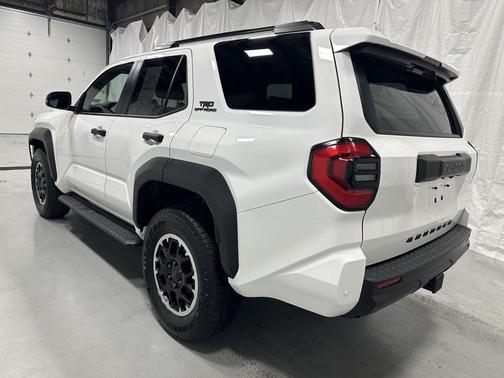2025 Toyota 4Runner TRD Off Road