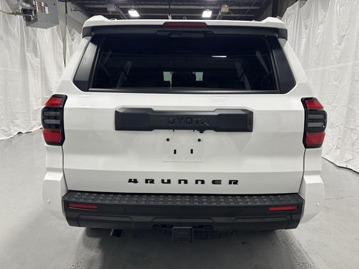 2025 Toyota 4Runner TRD Off Road