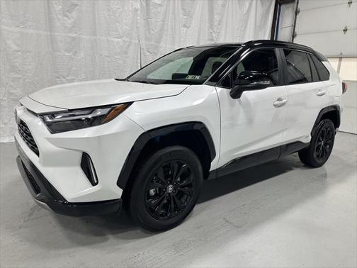 2024 Toyota RAV4 Hybrid SE