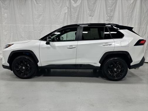 2024 Toyota RAV4 Hybrid SE