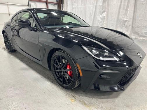 2025 Toyota GR86 Premium