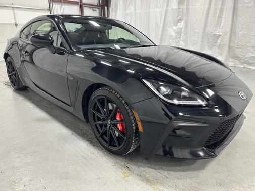 2025 Toyota GR86 Premium