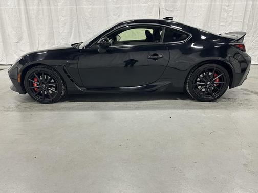 2025 Toyota GR86 Premium