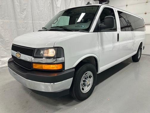 2025 Chevrolet Express 3500 RWD 3500 Extended Wheelbase LT