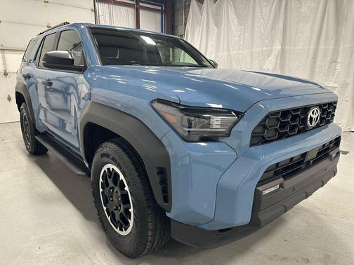 2025 Toyota 4Runner TRD Off Road