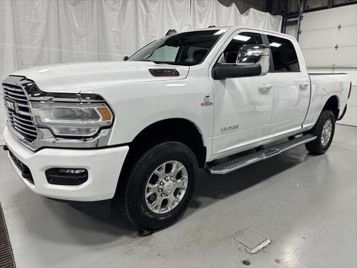 2024 RAM 2500 Laramie Crew Cab 4x4 6'4' Box