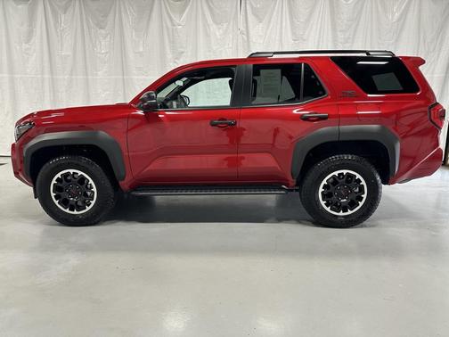 2025 Toyota 4Runner TRD Off Road