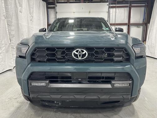 2025 Toyota 4Runner TRD Off Road