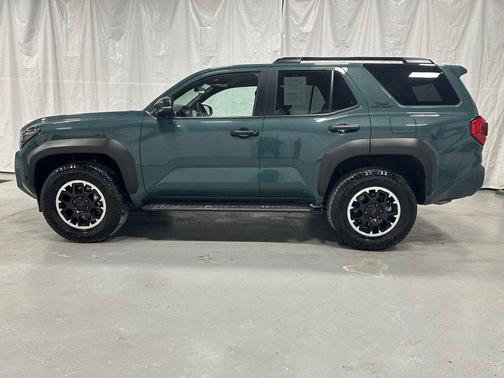 2025 Toyota 4Runner TRD Off Road