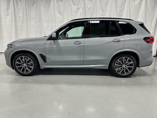 2026 BMW X5 PHEV xDrive50e