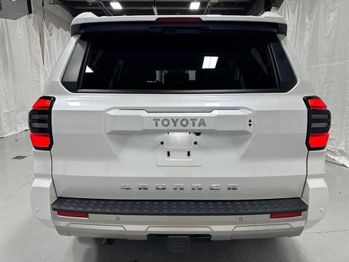 Wind Chill Pearl 2026 Toyota 4Runner Limited
