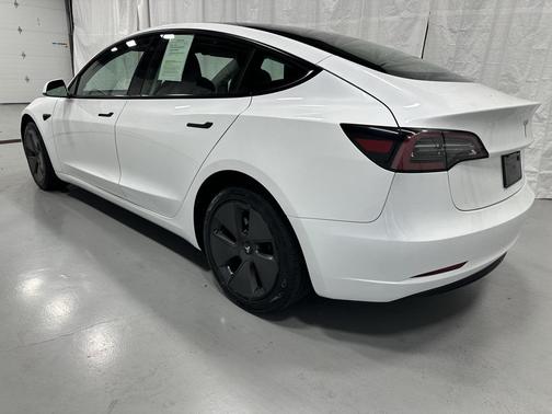 2023 Tesla Model 3 Standard Range
