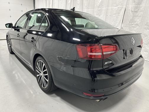 2016 Volkswagen Jetta 1.8T Sport