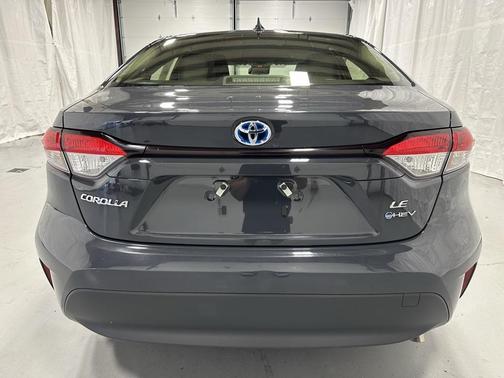 2025 Toyota Corolla Hybrid LE