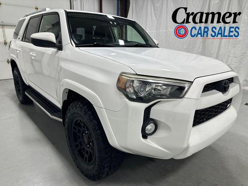 Super White 2015 Toyota 4Runner SR5
