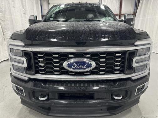 2023 Ford F-450 Platinum