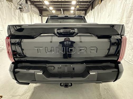 2025 Toyota Tundra Platinum
