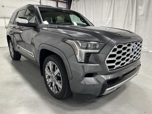 2024 Toyota Sequoia Capstone