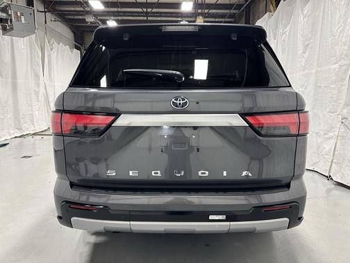 2024 Toyota Sequoia Capstone