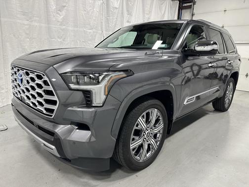 2024 Toyota Sequoia Capstone