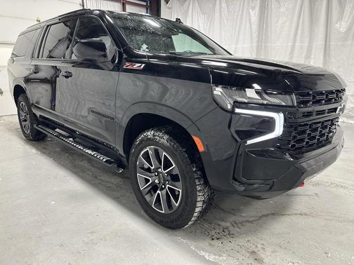 2023 Chevrolet Suburban 4WD Z71