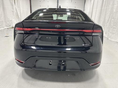 2025 Toyota Prius XLE