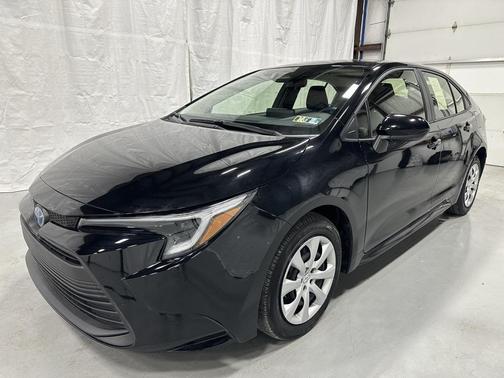 2025 Toyota Corolla Hybrid LE