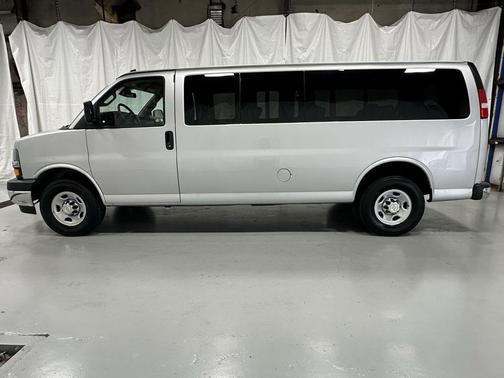 2024 Chevrolet Express 3500 RWD 3500 Extended Wheelbase LT