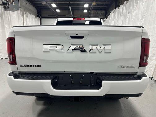 2025 RAM 2500 Laramie Crew Cab 4x4 6'4' Box