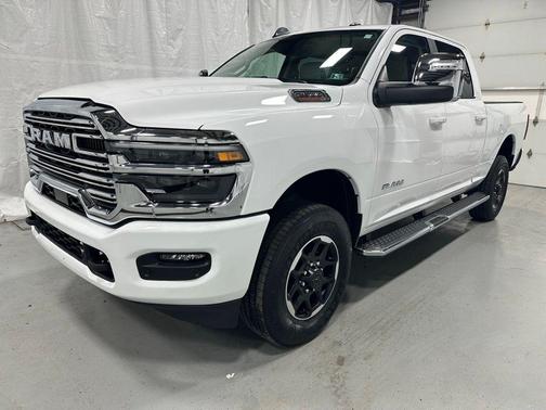 2025 RAM 2500 Laramie Crew Cab 4x4 6'4' Box