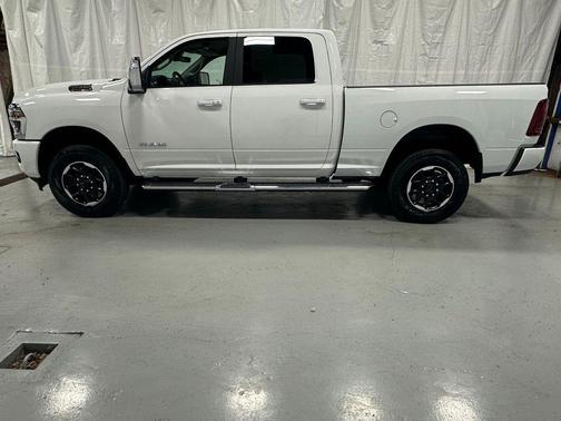 2025 RAM 2500 Laramie Crew Cab 4x4 6'4' Box