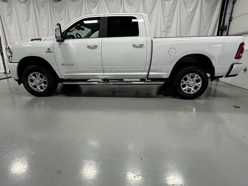 2024 RAM 2500 Laramie Crew Cab 4x4 6'4' Box