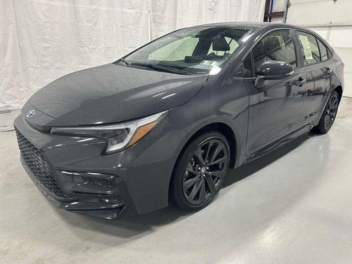 2025 Toyota Corolla Hybrid SE