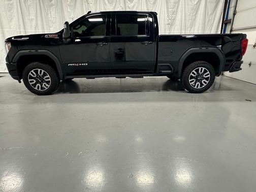 2022 GMC Sierra 2500 AT4