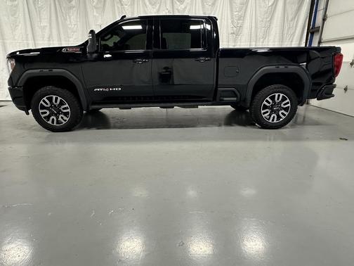 2022 GMC Sierra 2500 AT4