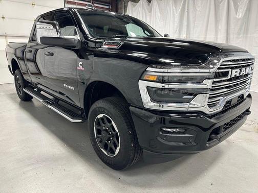 2026 RAM 2500 Laramie Crew Cab 4x4 6'4' Box