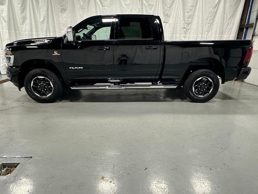 2026 RAM 2500 Laramie Crew Cab 4x4 6'4' Box