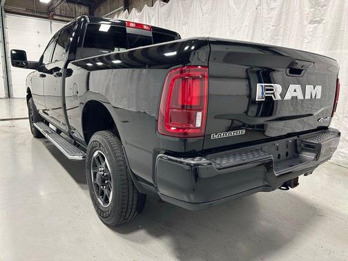 2026 RAM 2500 Laramie Crew Cab 4x4 6'4' Box