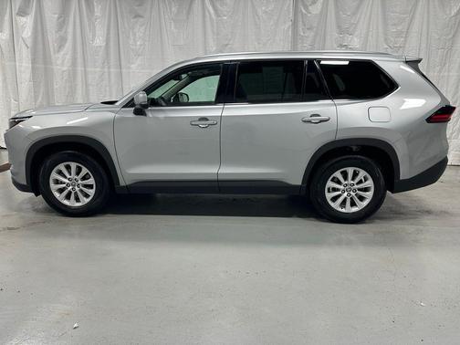 Celestial Silver Metallic 2025 Toyota Grand Highlander XLE