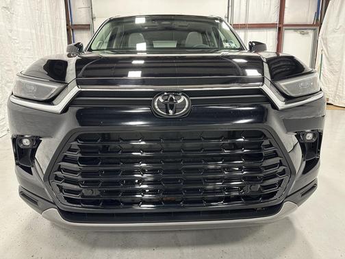 2025 Toyota Grand Highlander Limited