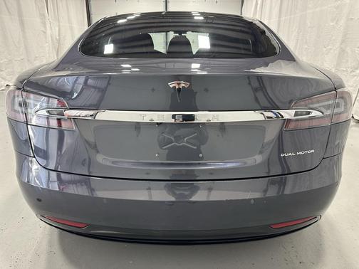 2020 Tesla Model S Long Range Plus