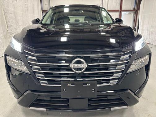 Super Black 2026 Nissan Rogue Platinum