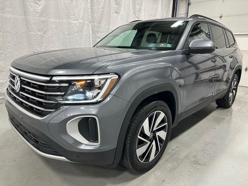 2025 Volkswagen Atlas 2.0T SE w/Technology 4MOTION