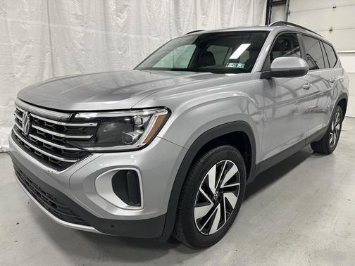 2025 Volkswagen Atlas 2.0T SE w/Technology 4MOTION