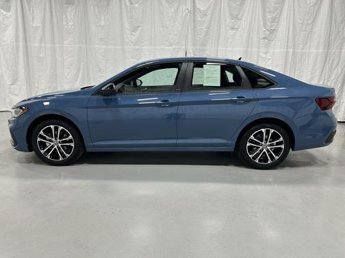 2025 Volkswagen Jetta 1.5T Sport