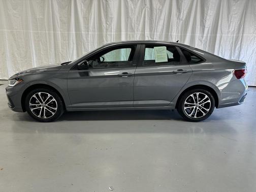 2025 Volkswagen Jetta 1.5T Sport