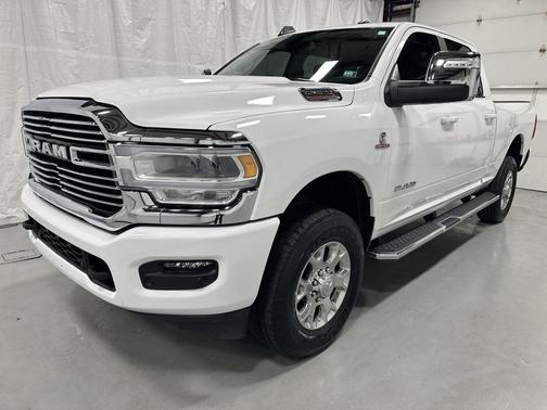 2024 RAM 2500 Laramie Crew Cab 4x4 6'4' Box