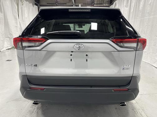 2025 Toyota RAV4 Hybrid XLE Premium