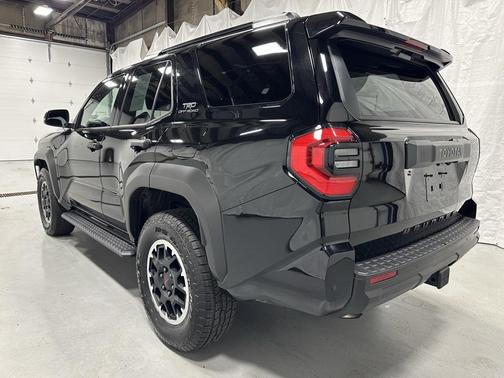 2025 Toyota 4Runner TRD Off Road