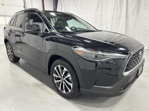 2024 Toyota Corolla Cross XLE